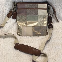 Crossbody  ~ Coach 