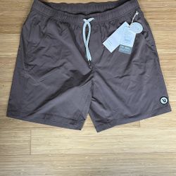 Men’s XL Vuori Shorts Brand New