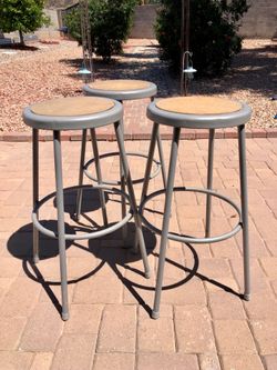 Bar stools 30 inches high