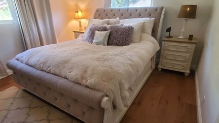 Upholstered sleigh bed