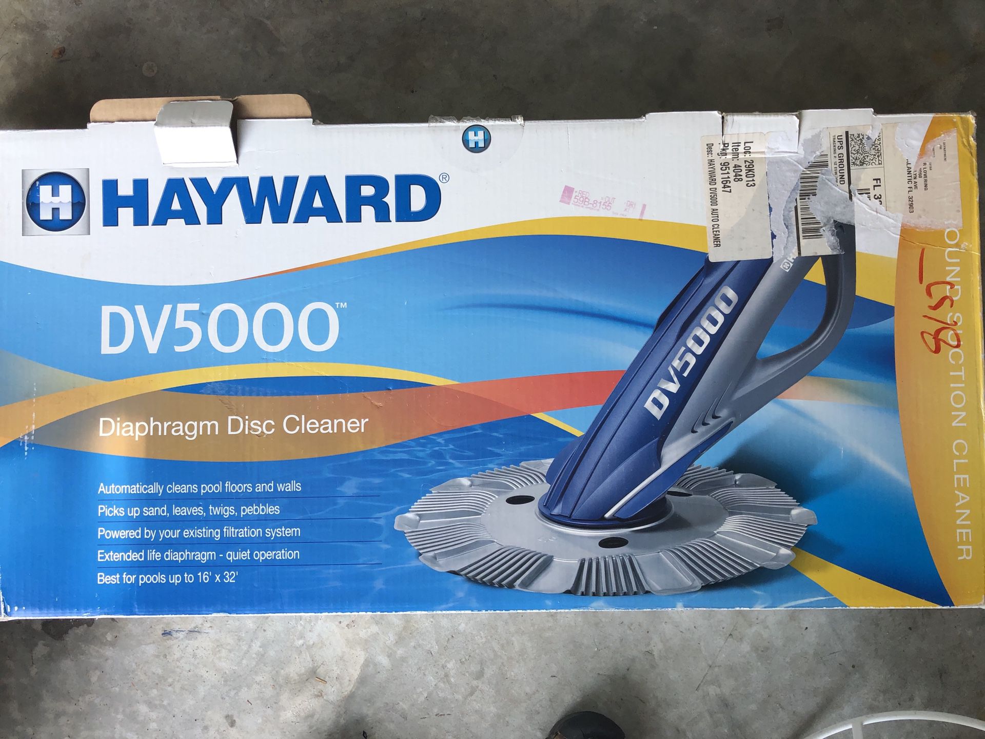 Hayward DV5000 Suction Pool Cleaner.