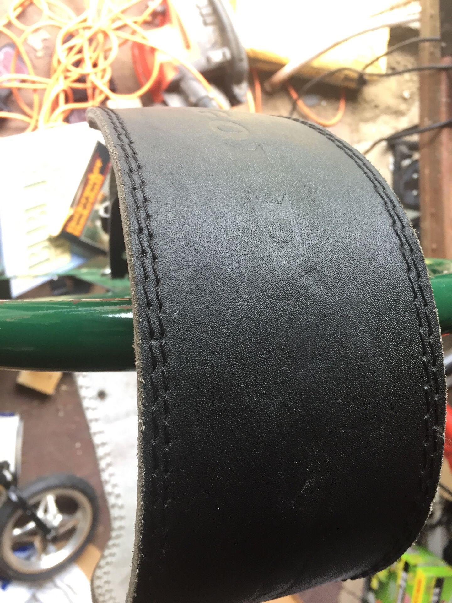 Gold’s gym weight lifting belt