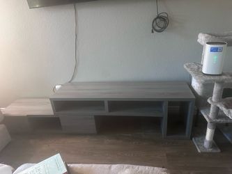 Entertainment center