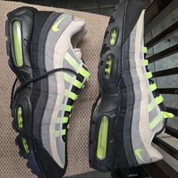 Air Max 95(Oringnal Box) Pick Up Only