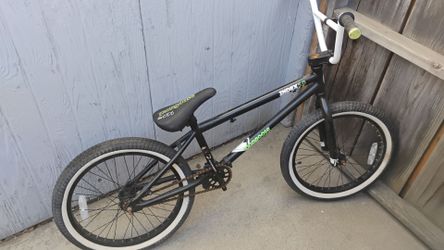 Mongoose bmx
