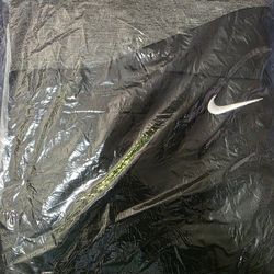 Men New Nike Therma Fit hoodie 4xl
