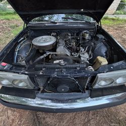 1983. 240D