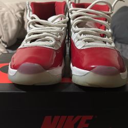 Cherry 11s 9.5 