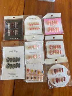 Press on nails