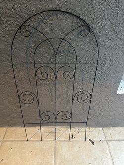 Garden trellis