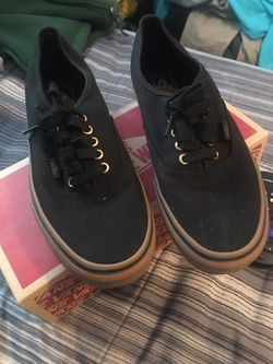 Men Black Vans