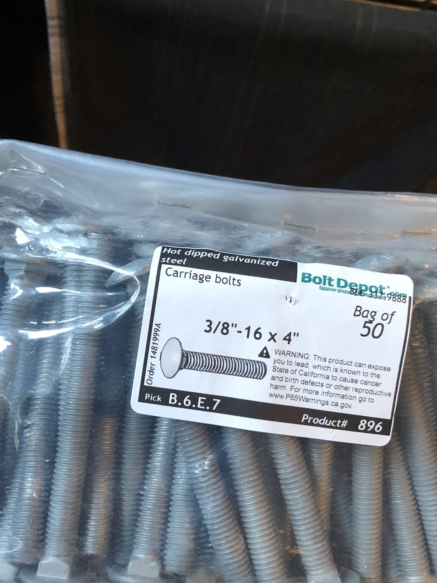 Carriage Bolts W/Nuts And Flat Washers