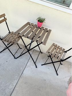 Patio chair and table