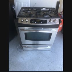 GE Stainless Steel Stove 