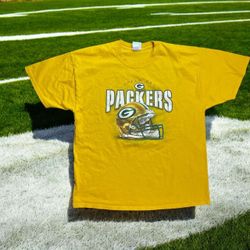 vintage 90s GREEN BAY PACKERS T-Shirt LARGE helmet nfl football wisconsin