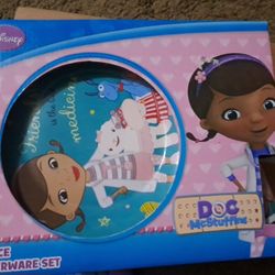 New 3 PC Dinnerware Disney DOC McStuffins