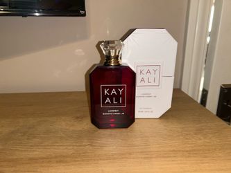 Kayali LoveFest Burning Cherry 48