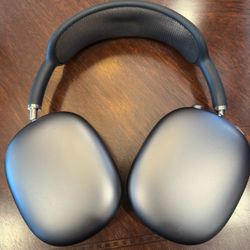 AirPods Pro Max (Bid Starts At 200, Best Offer)