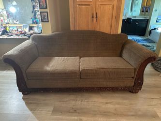 Vintage Couch beautiful woodwork