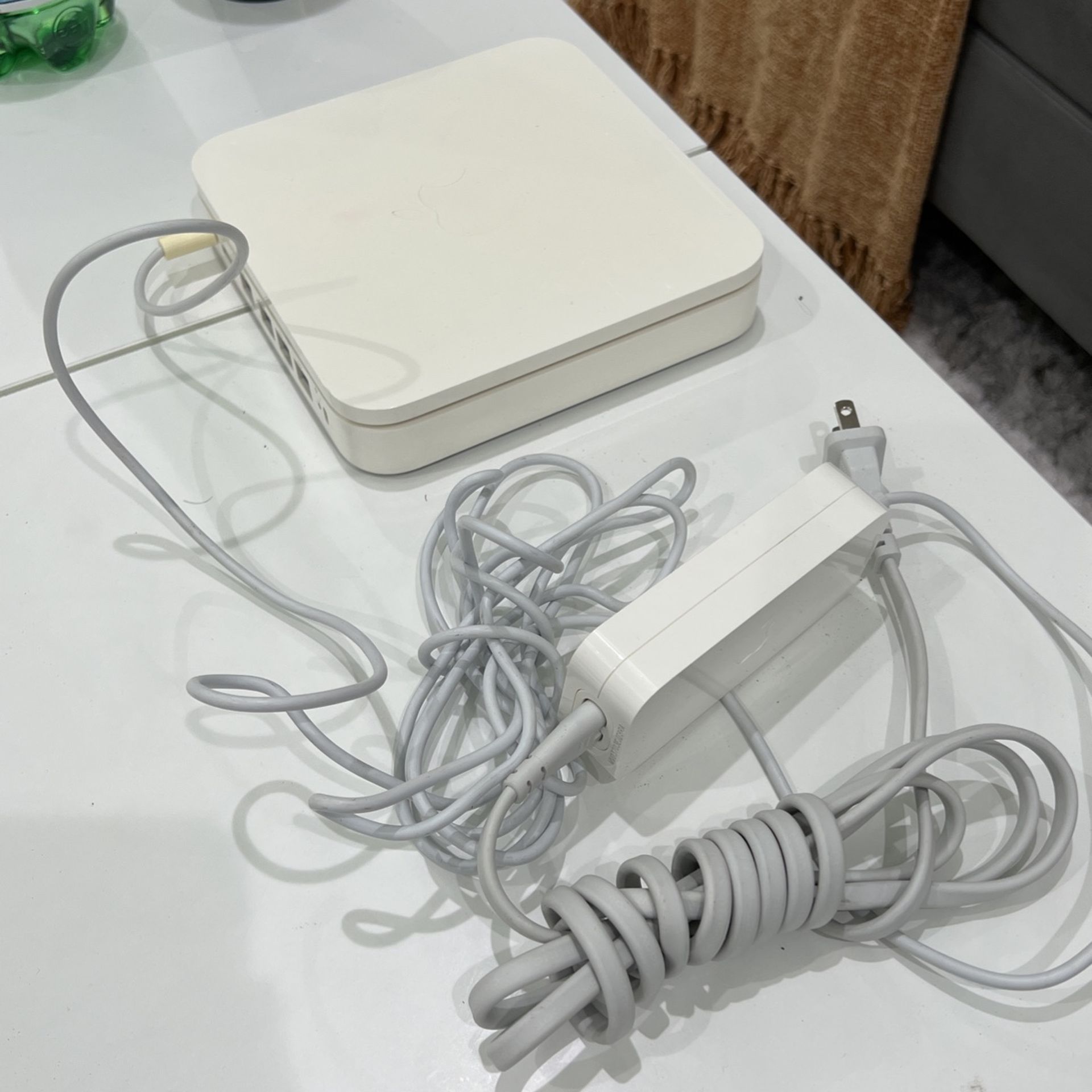 AirPort Extreme Base Station (4th Generation) 
