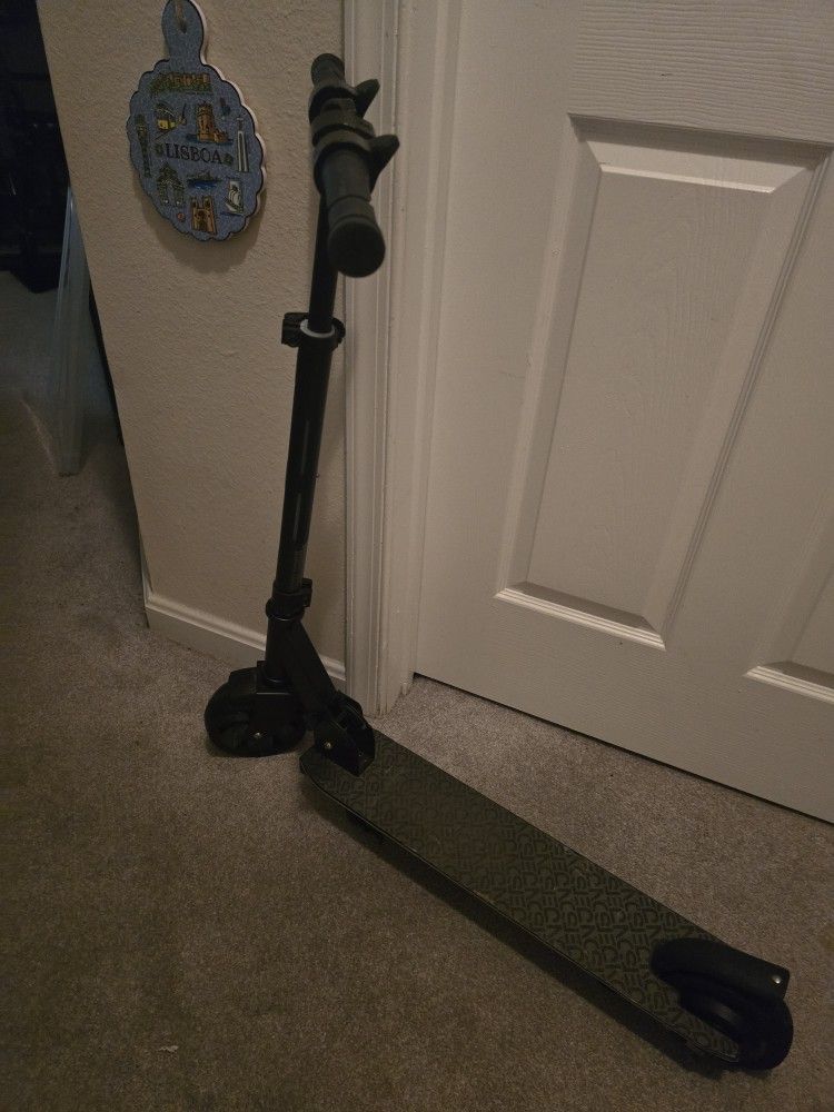 Electric Scooter For Child (No Charger)