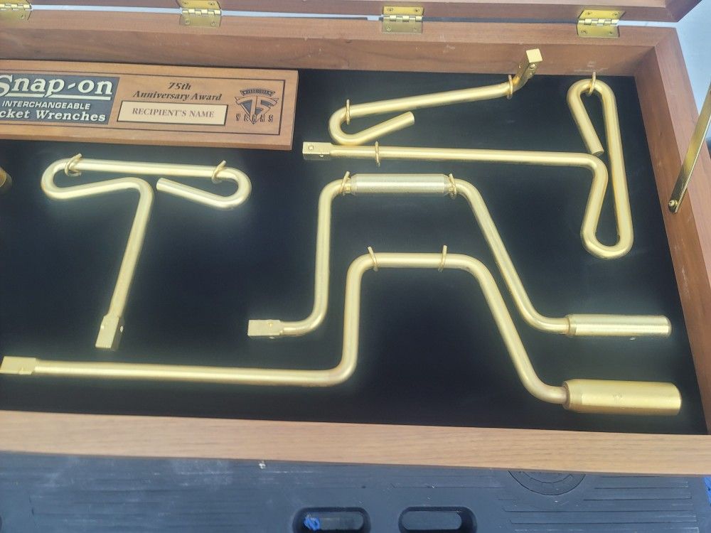 Snop -on 75th Anniversary Gold Sockets Wrenches 