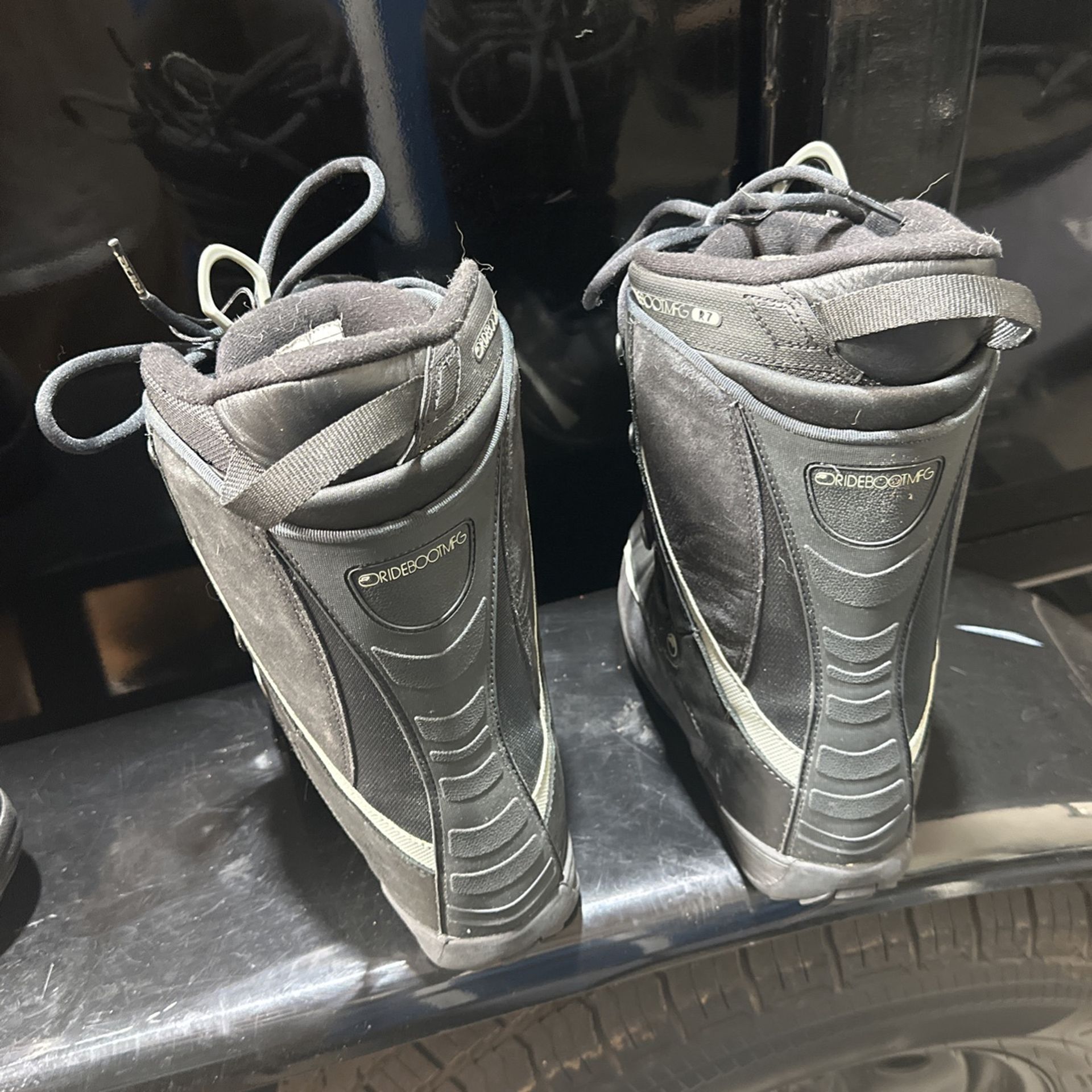 Women’s Size 7 Ridebootmfg Snow Boots