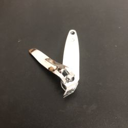nail clippers