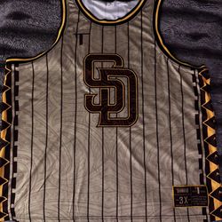 Padres island theme day tank