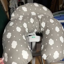 Mom Cozy Nursing Pillow