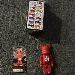 Bearbrick Series 48 100% Hong Kong Flag - 100% Medicom Be@rbrick