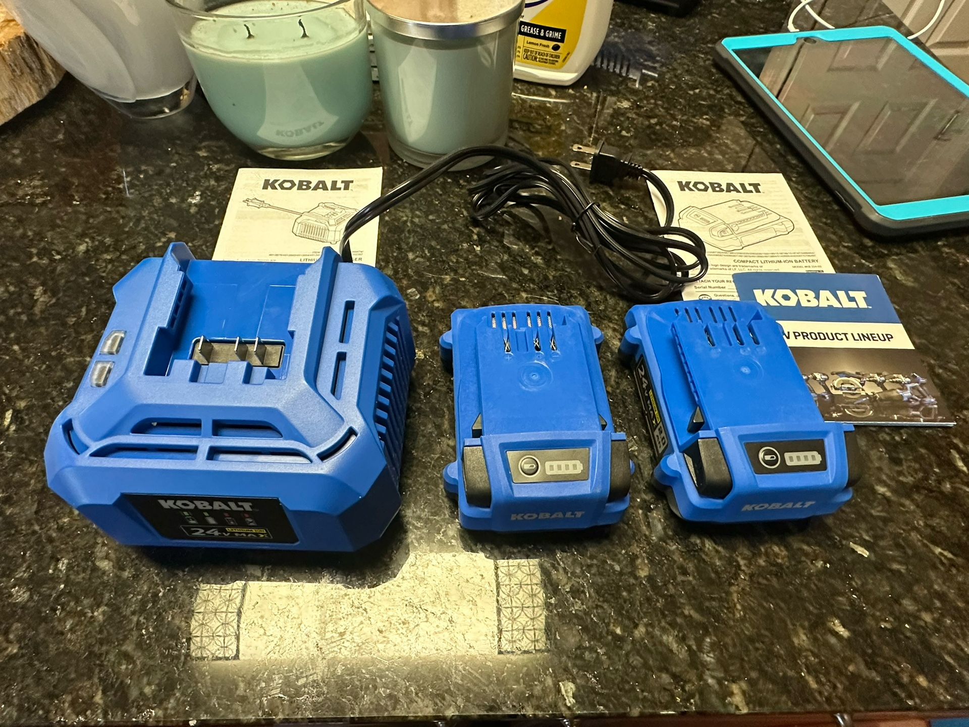 Brand New Two Kobalt 24v Max Batteries And 85 Watt Charger Msrp $150 Power Tools