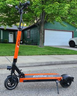 EMOVE Touring Electric Scooter