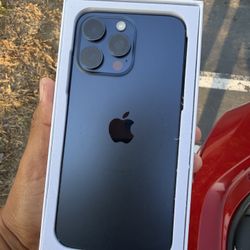 Iphone 15 Pro Max 256GB blue Unlocked