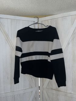 Black & White Sweatshirt