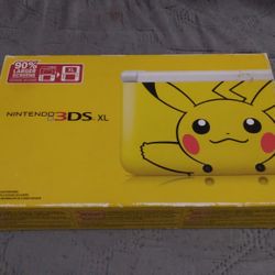 Nintendo 3DS XL Pikachu Edition (CIB) with Manual.
