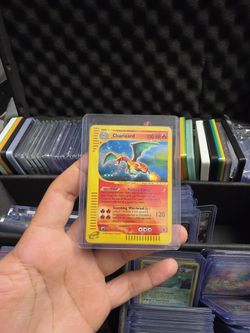 Charizard Pokémon Card Expedition Base Set Holo
