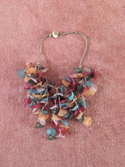Colorful choker necklace