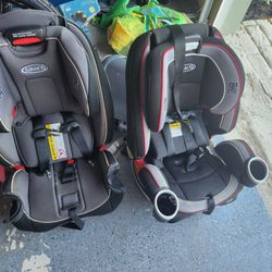 Two GRACO  Car Seats