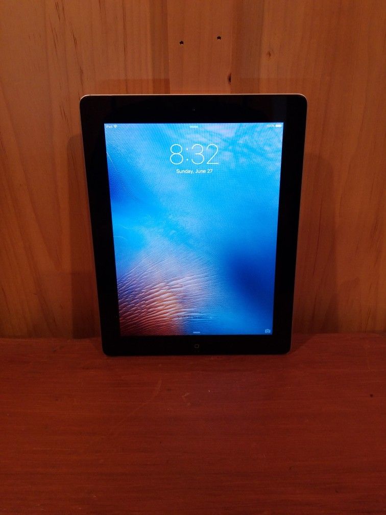 Used: Ipad 2 16gb With Cydia Jailbreak