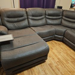 Sectional With Power Recliners