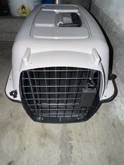 Small pet carrier