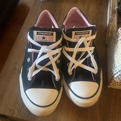 Black Converse