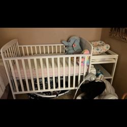 Crib With Changing Table