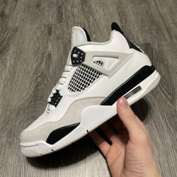 Jordan 4 Retro Military Black