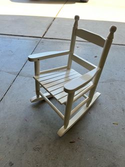 Mini rocking chair