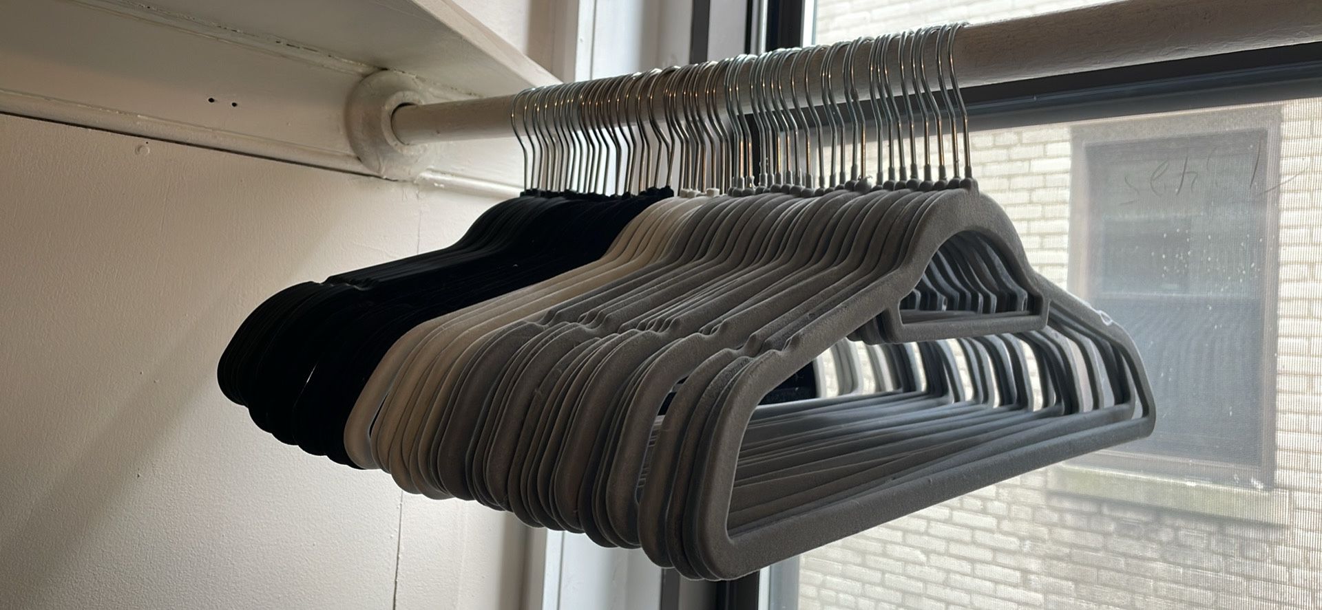 50 velvet nonstick hangers