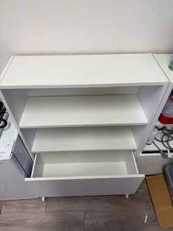 White Storage Shelf Unit with Drawer