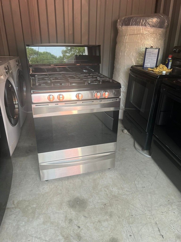 30" Stainless Steel Gas Stove With 240 Volt Power Cord