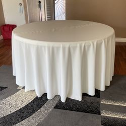 Ivory Tablecloth For Sale 6ft 120”
